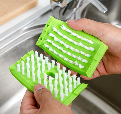 Alligator Utensil Scrub - Epic Kitchen Finds